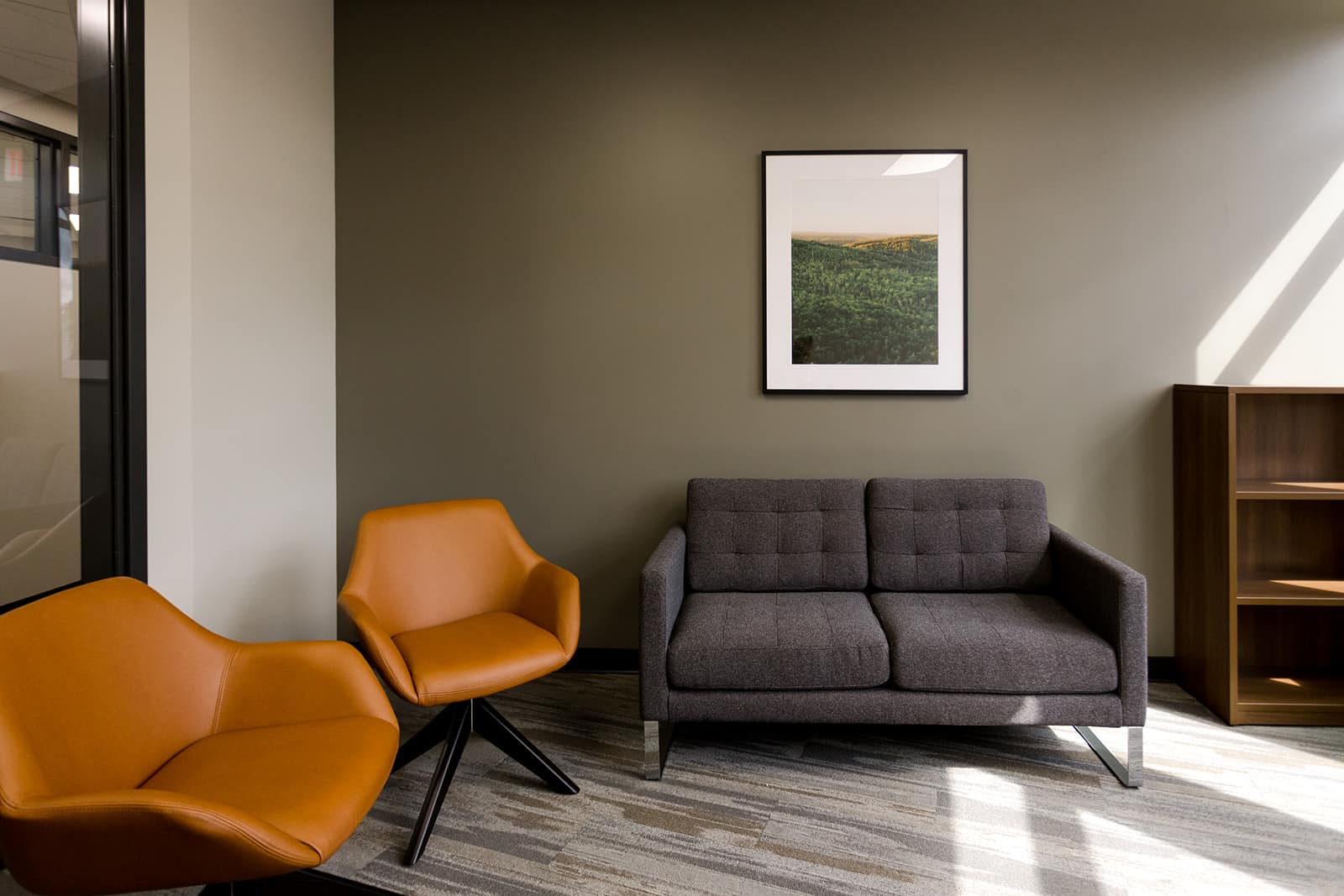 An interior shot of the new and beautiful Mankato location from PrairireCare.