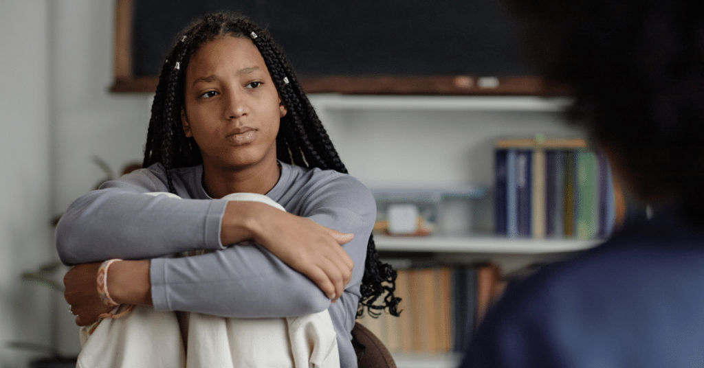 young woman is with therapist to get CBT for anxiety