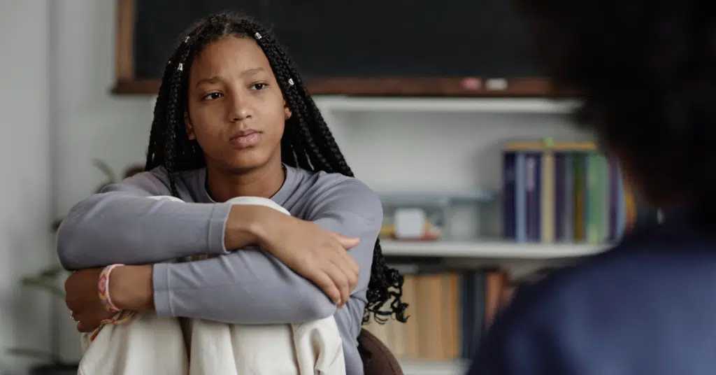 young woman is with therapist to get CBT for anxiety